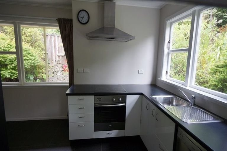 Photo of property in 110 Normandale Road, Normandale, Lower Hutt, 5010