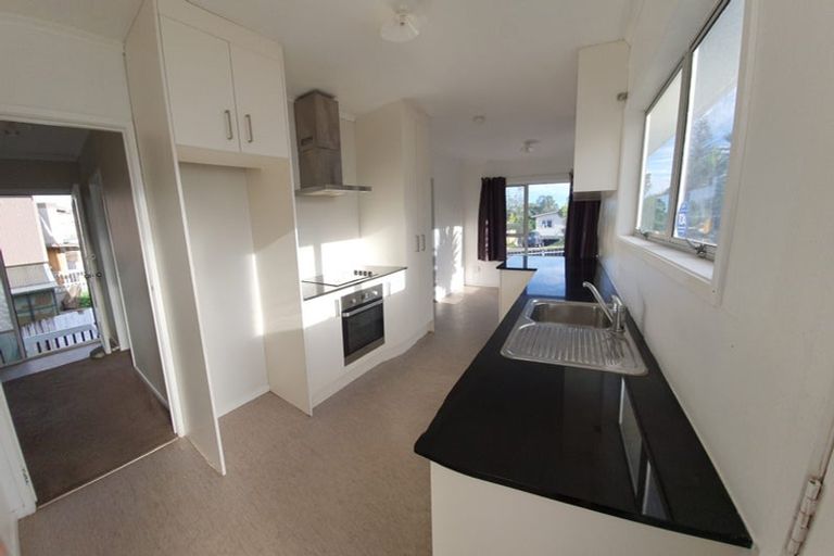 Photo of property in 59 Zita Maria Drive, Massey, Auckland, 0614