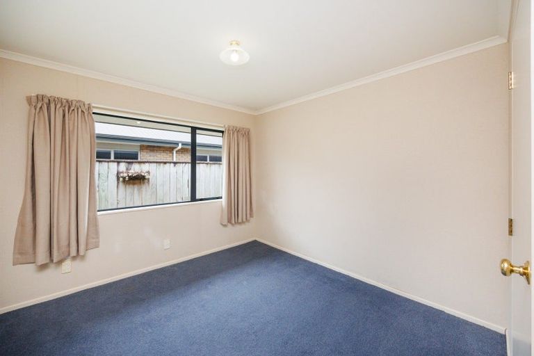 Photo of property in 38 Parnell Heights Drive, Kelvin Grove, Palmerston North, 4414