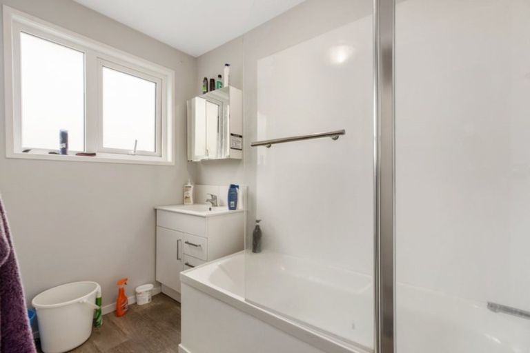 Photo of property in 3 Matipo Crescent, Pukete, Hamilton, 3200