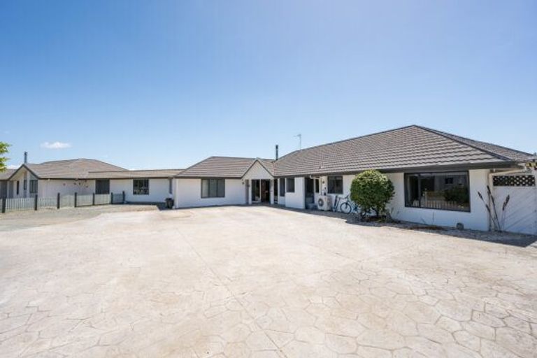 Photo of property in 38 Clover Road West, Hope, Brightwater, 7091