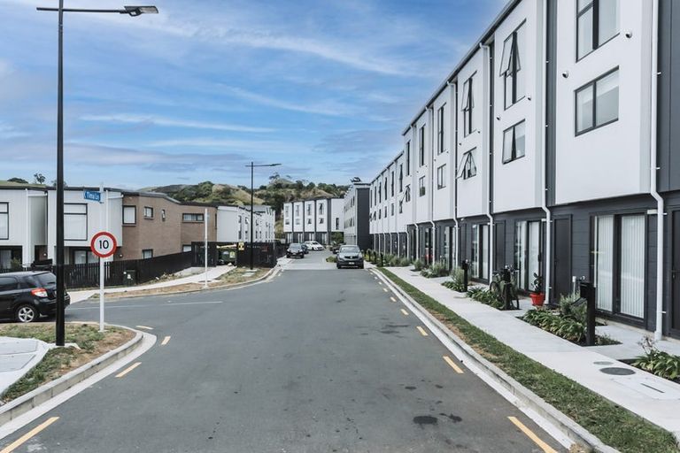 Photo of property in 68 Tukari Lane, Mangere Bridge, Auckland, 2022