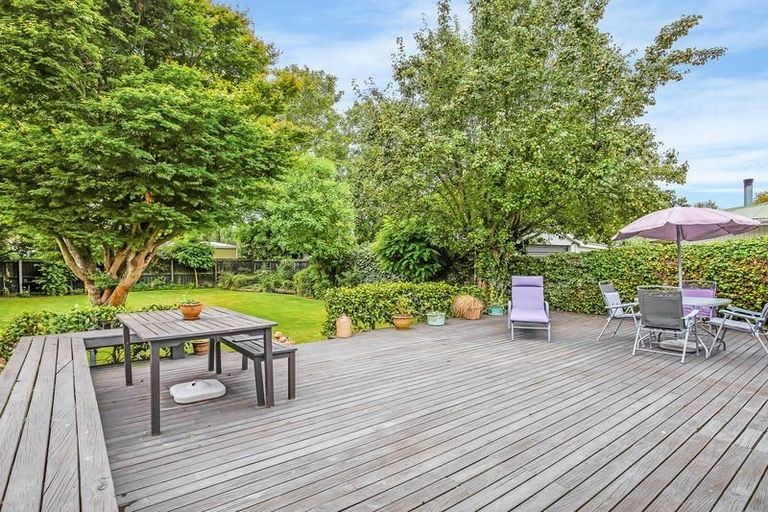 Photo of property in 596 Harewood Road, Harewood, Christchurch, 8051