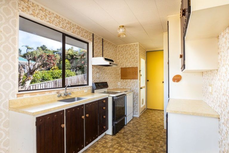 Photo of property in 70 Pembroke Street, Westown, New Plymouth, 4310