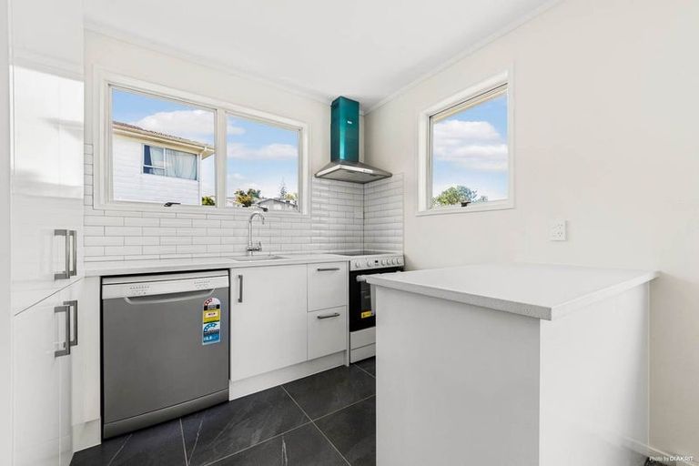 Photo of property in 26 Athenic Avenue, Lynfield, Auckland, 1042