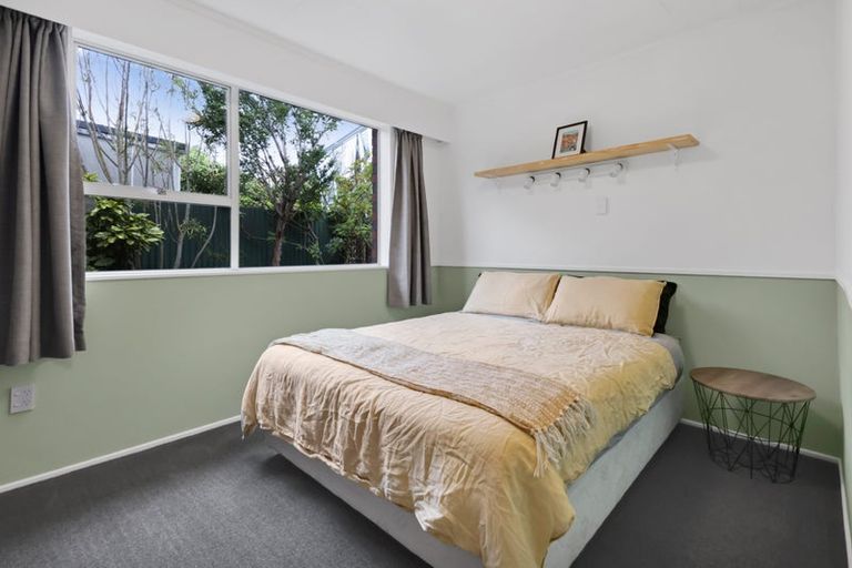 Photo of property in 3b Bideford Street, Brooklands, New Plymouth, 4310