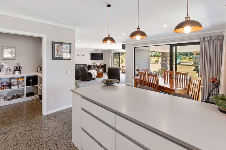 Photo of property in 728 Makino Road, Halcombe, Feilding, 4777