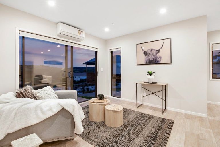 Photo of property in 11 Lewann Lane, Helensville, 0800