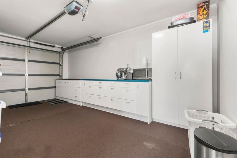 Photo of property in 44 Totara Meadows Court, Wiri, Auckland, 2104