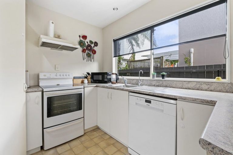 Photo of property in 3/670 Whangaparaoa Road, Stanmore Bay, Whangaparaoa, 0932