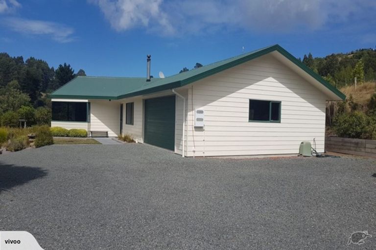 Photo of property in 277 Mapara Road, Acacia Bay, Taupo, 3385