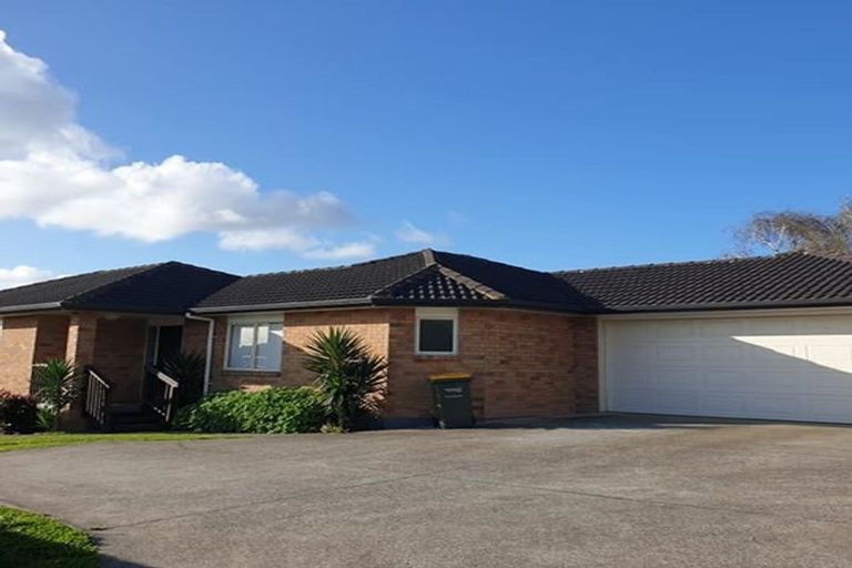 Photo of property in 12 Prado Drive, Pukekohe, 2120