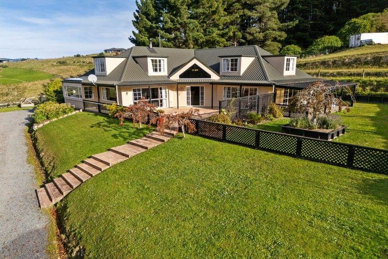 Photo of property in 105a Hall Road, Sawyers Bay, Port Chalmers, 9023