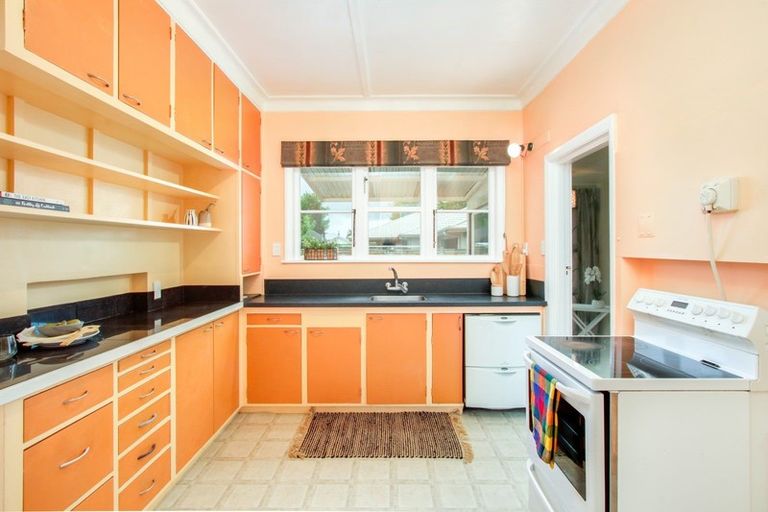 Photo of property in 910 Saint Aubyn Street East, Parkvale, Hastings, 4122