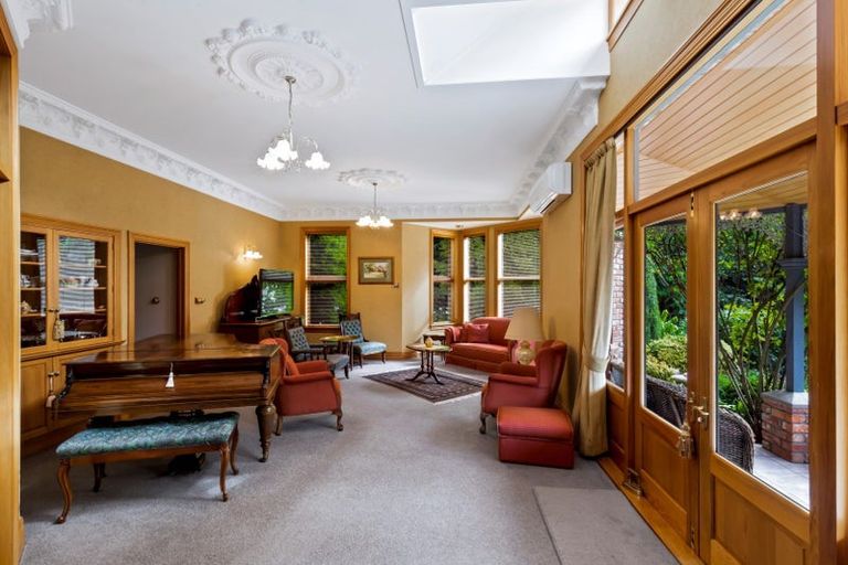 Photo of property in 8 Rutherford Road, Lake Hayes, Queenstown, 9371