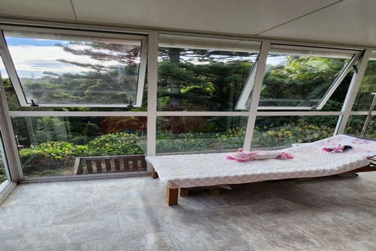 Photo of property in 2/19 Stanley Road, Glenfield, Auckland, 0629