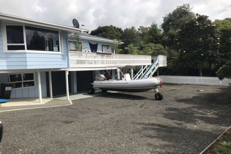 Photo of property in 82 Rangitane Loop Road, Kerikeri, 0294