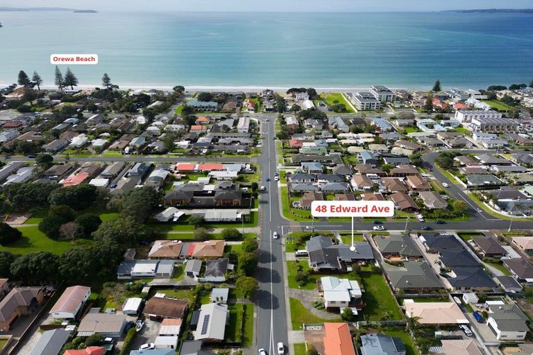 Photo of property in 48 Edward Avenue, Orewa, 0931