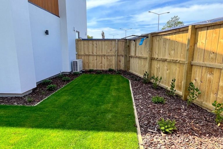 Photo of property in 5/14 Crohane Place, Addington, Christchurch, 8024