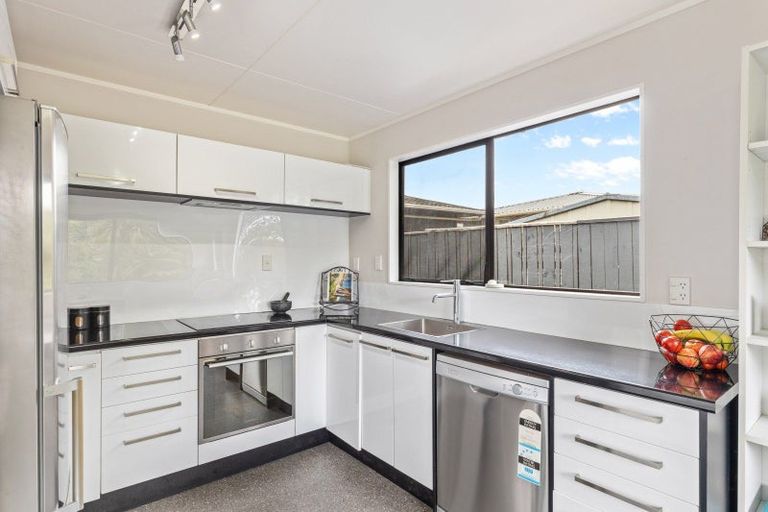 Photo of property in 10b Brierley Place, Marfell, New Plymouth, 4310