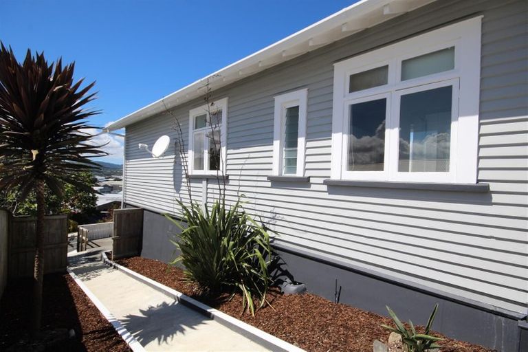 Photo of property in 8 Anzac Road, Morningside, Whangarei, 0110