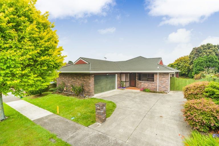 Photo of property in 112 John F Kennedy Drive, Milson, Palmerston North, 4414