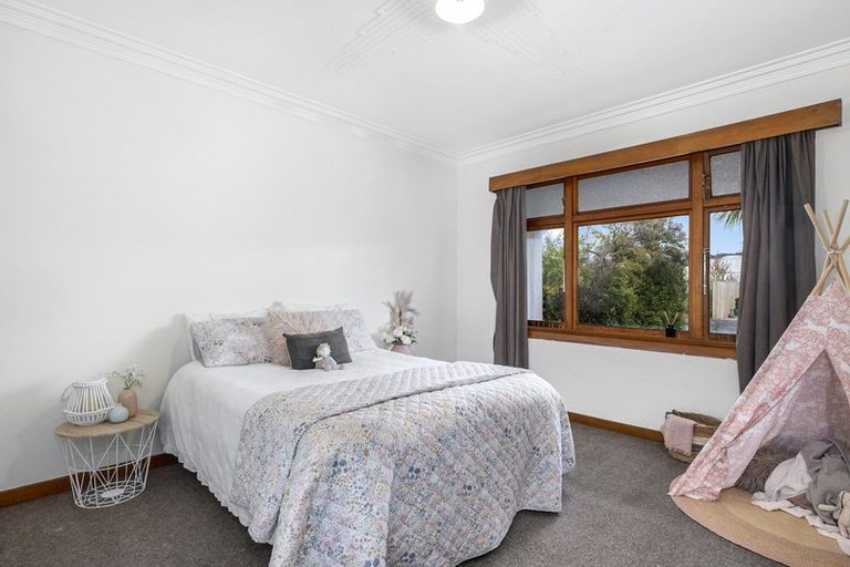 Photo of property in 37 Melbourne Street, South Dunedin, Dunedin, 9012
