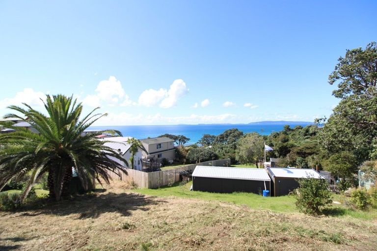 Photo of property in 19 Cuvier Crescent, Kuaotunu West, Whitianga, 3592
