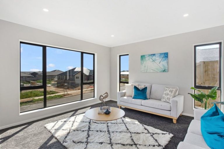 Photo of property in 5 Te Tiireke Drive, Glenview, Hamilton, 3206