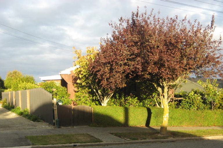 Photo of property in 10 Holmes Street, Holmes Hill, Oamaru, 9401