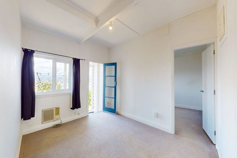 Photo of property in 5 Buckingham Street, Melrose, Wellington, 6023