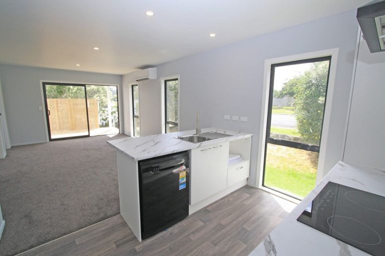 Photo of property in 62 Crownhill Street, Spotswood, New Plymouth, 4310