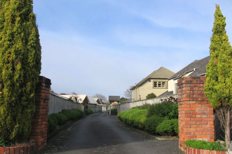 Photo of property in 2/570 High Street, Boulcott, Lower Hutt, 5010