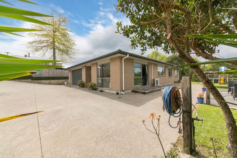 Photo of property in 18a Alexandra Street, Riverhead, 0820