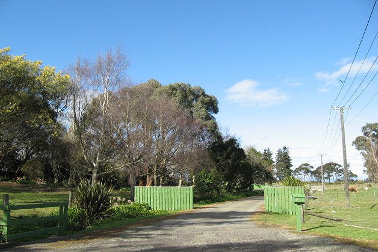 Photo of property in 25 Oaklea Avenue, Marton, 4710