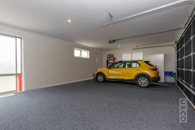 Photo of property in 3 Pohutukawa Parade, Riverhead, 0820