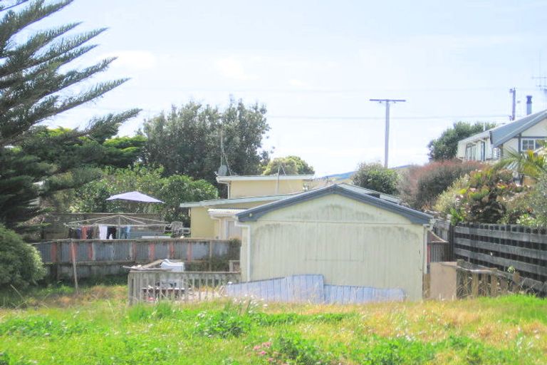 Photo of property in 1239 Papamoa Beach Road, Papamoa Beach, Papamoa, 3118