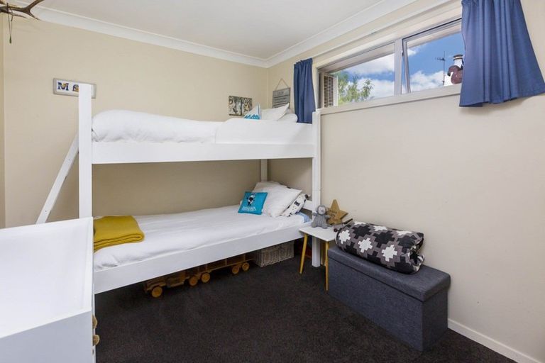 Photo of property in 3 Prouse Grove, Silverstream, Upper Hutt, 5019