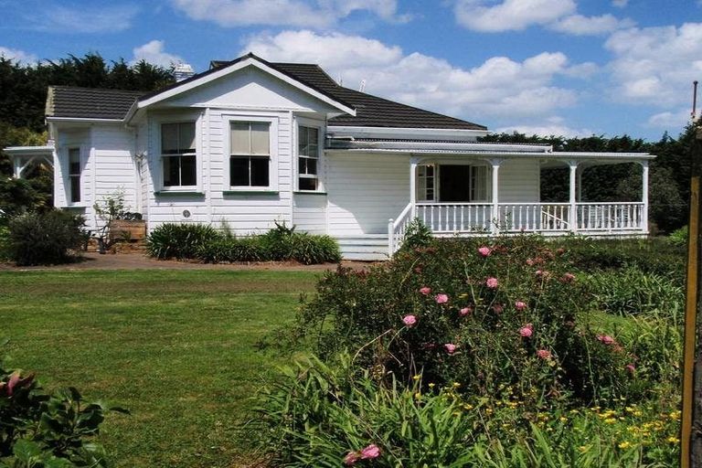 Photo of property in 30 Fleur Road, Karaka, Papakura, 2580