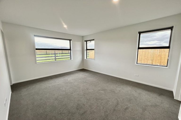 Photo of property in 11 Finn Avenue, Rolleston, 7615