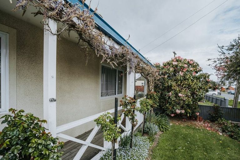 Photo of property in 81 Spenser Street, Milton, 9220