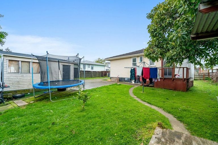Photo of property in 26 Gainsborough Street, Manurewa, Auckland, 2102