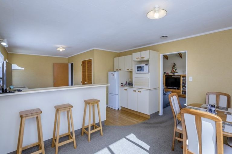 Photo of property in 16 Wright Grove, Levin, 5510