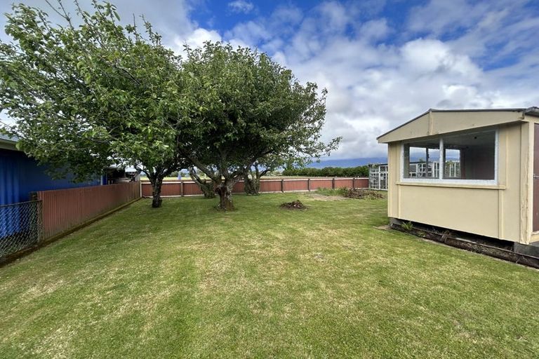Photo of property in 87 Domett Street, Westport, 7825