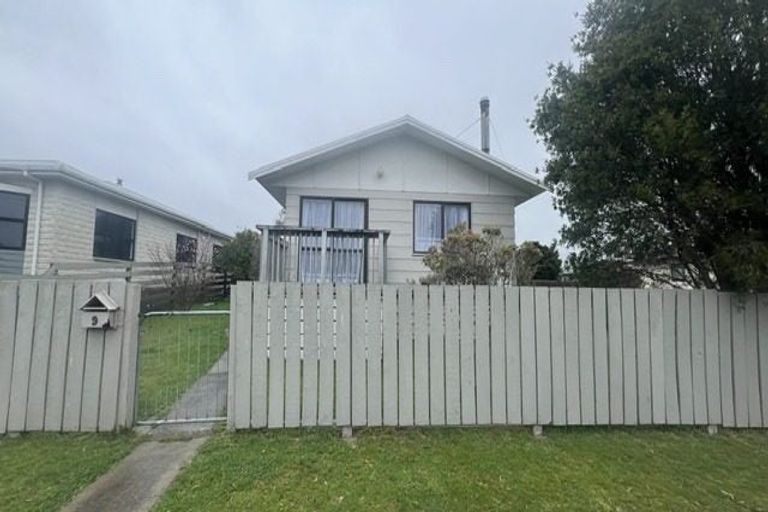 Photo of property in 9 Douglas Street, Levin, 5510