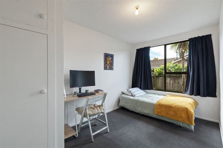 Photo of property in 2/66 Lakewood Drive, Burwood, Christchurch, 8083