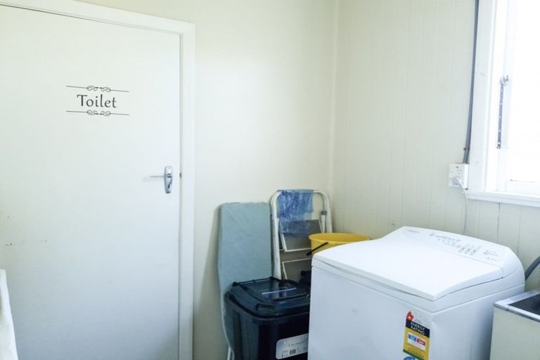 Photo of property in 2 Akaroa Street, Pongaroa, 4991