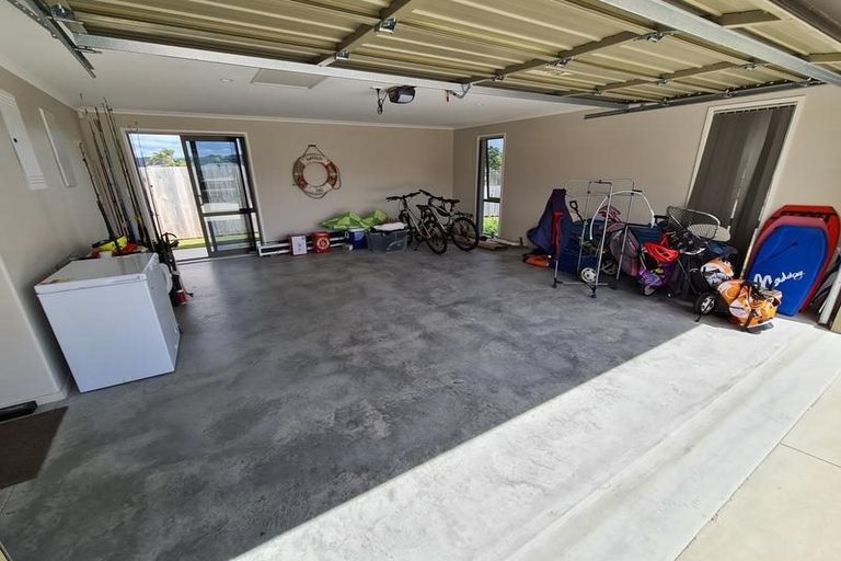 Photo of property in 134 Kelly Jade Avenue, Matarangi, Whitianga, 3592