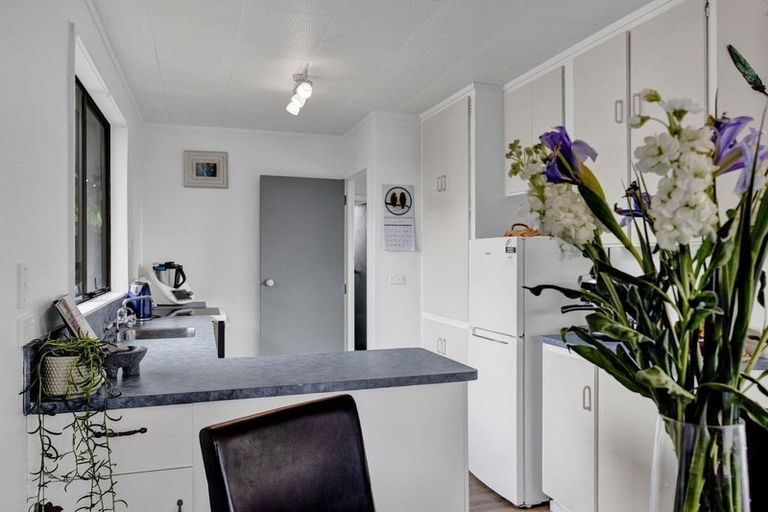 Photo of property in 73 Hume Street, Waitara, 4320