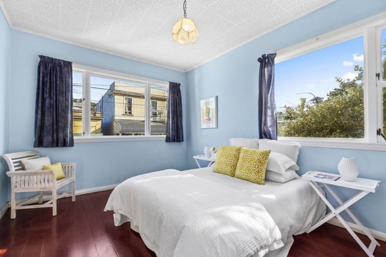 Photo of property in 519 Adelaide Road, Berhampore, Wellington, 6023